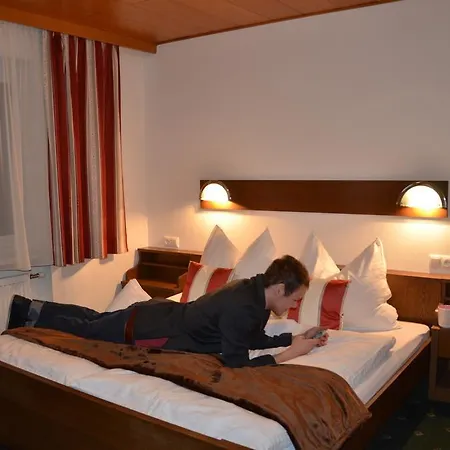 Casa de hóspedes Haus Bergland 3*