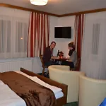 Haus Bergland Guest house Fieberbrunn