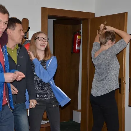 Haus Bergland 게스트하우스 3*